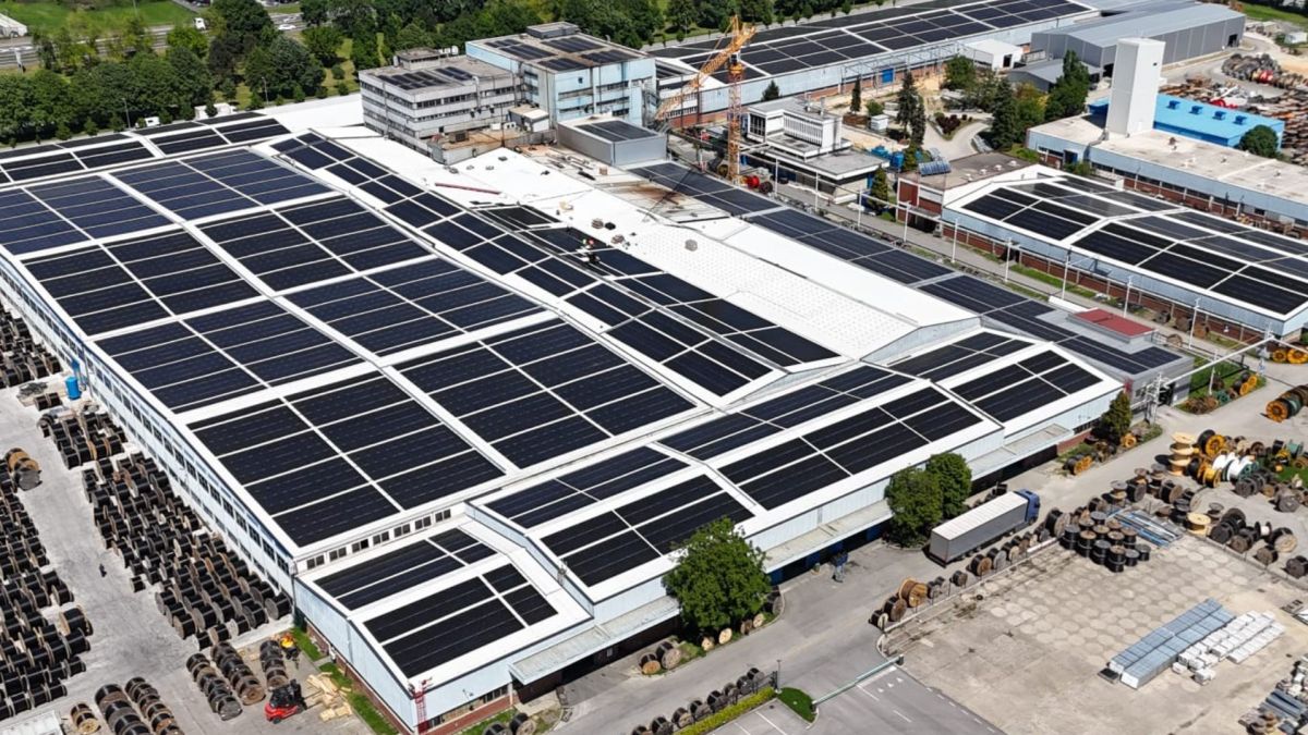 ELKA powers up with a new 3.2 MW rooftop solar plant